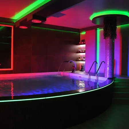 Moskva Hotel 4*