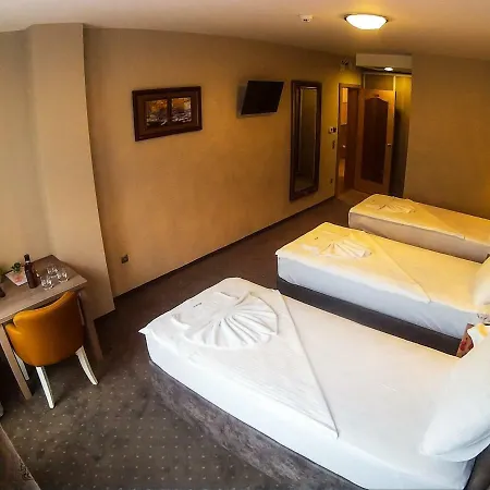 Moskva 4*
