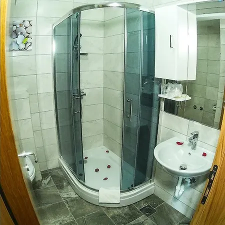 Moskva 4*