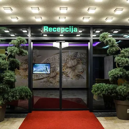 Moskva 4*