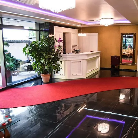 Hotel Moskva 4*