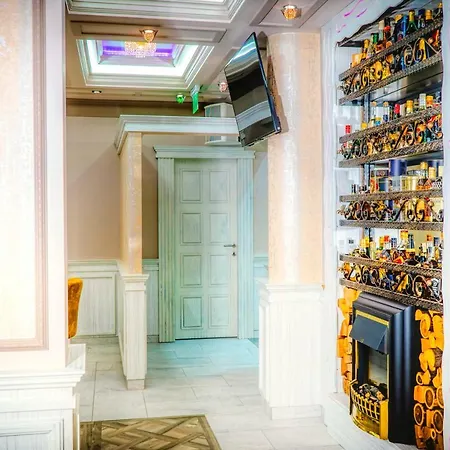 Moskva Hotel 4*